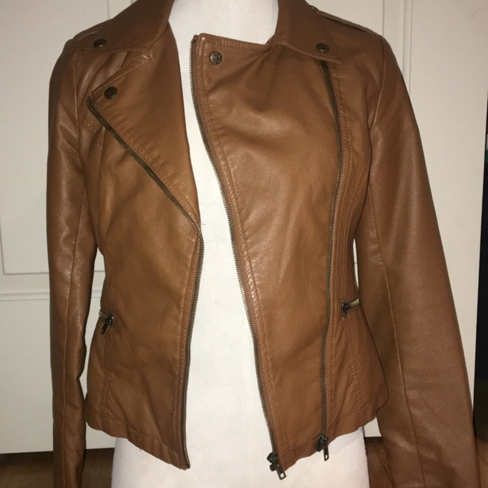 🥶 Leather jacket